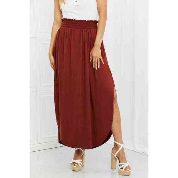 Zenana Outfitters Dresses & Skirts - Zenana It's My Time Full Size Side Scoop Scrunch Skirt in Dark Rust